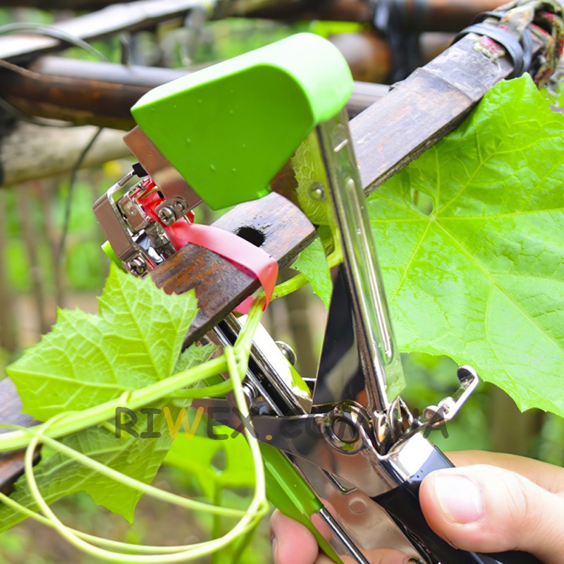 Тапенер Tapetool (Степлер для підв'язки рослин) Посилений + Ремкомплект | Підв'язувач винограду, овочів, квітів - Nekasell